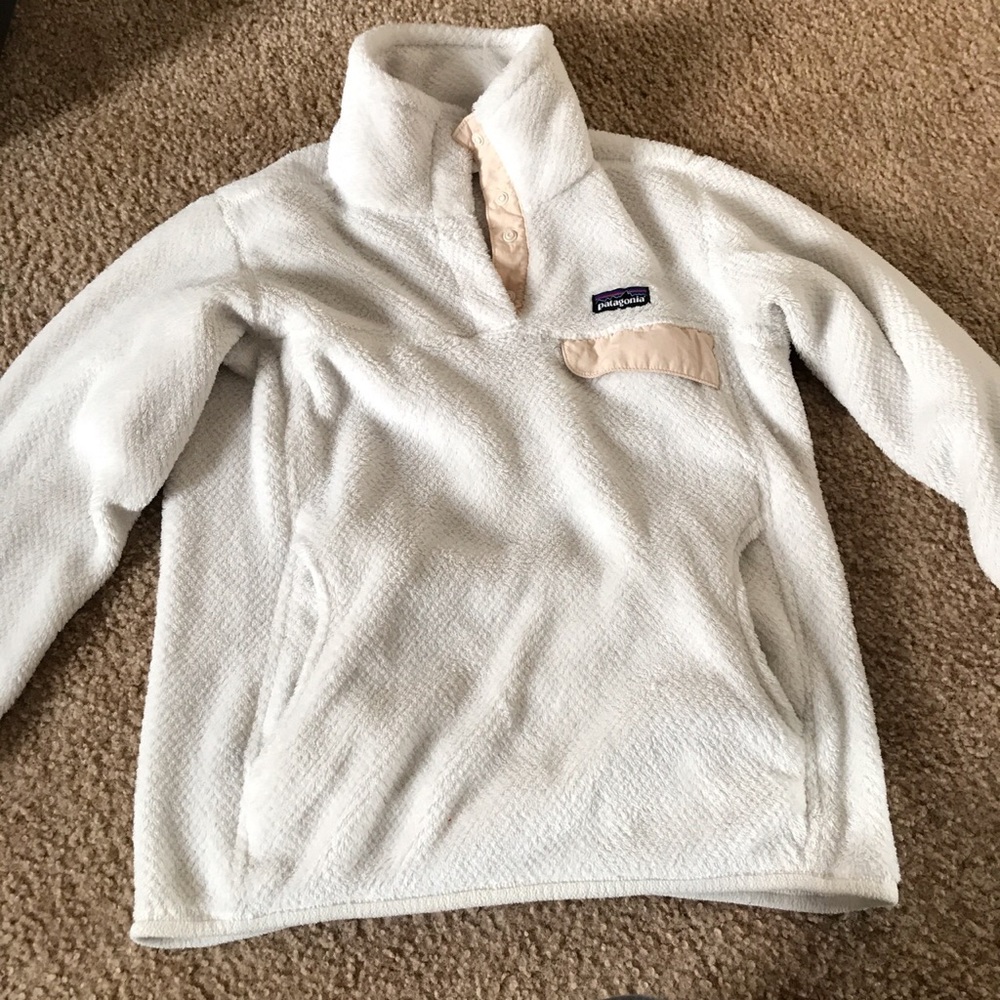 White Patagonia fleece